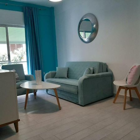 Gala Apartment Nea Poteidaia Buitenkant foto