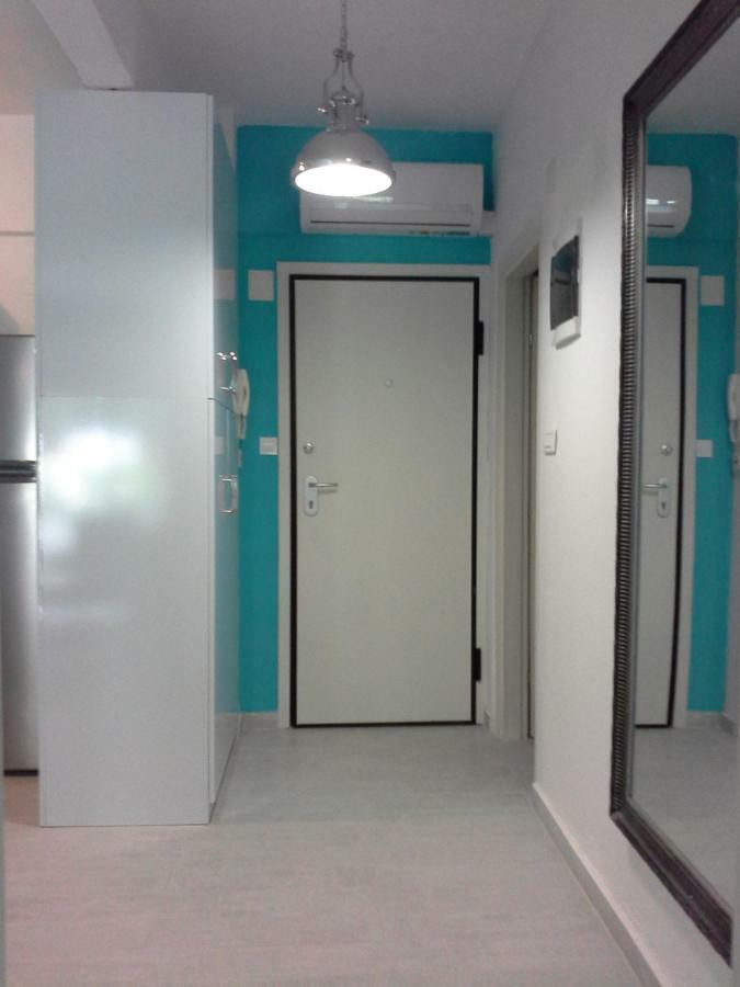 Gala Apartment Nea Poteidaia Buitenkant foto