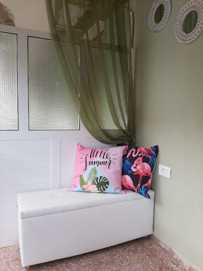 Gala Apartment Nea Poteidaia Buitenkant foto