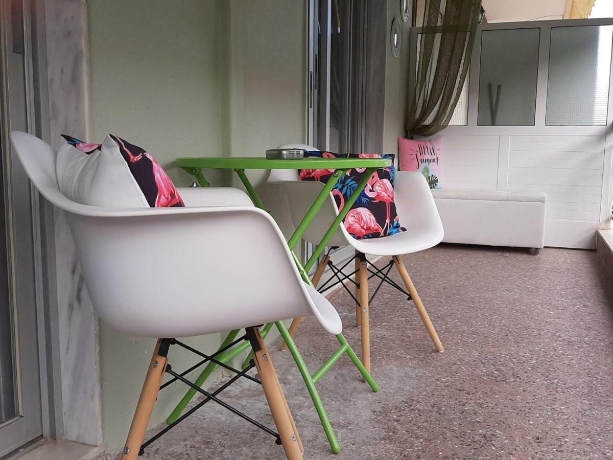 Gala Apartment Nea Poteidaia Buitenkant foto